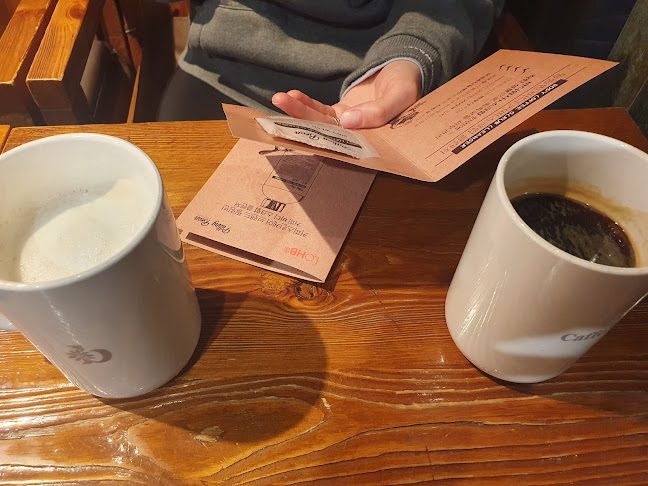 Opinii despre 카페베네 강릉안목항점 Caffe Bene în 강릉시 - 외식업