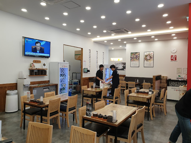 Opinii despre 고향옥얼큰순대국 인계점 în 수원시 - 외식업