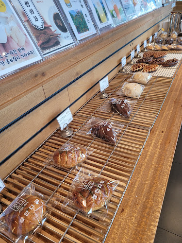 Opinii despre 장산다방 제주휘슬락점 în 제주시 - 외식업