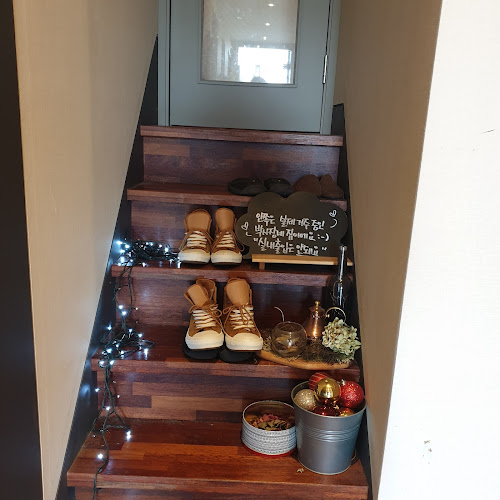 슬리핑테이블 - 외식업