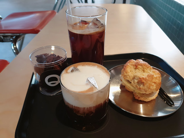 Comentarii opinii despre 큐커피