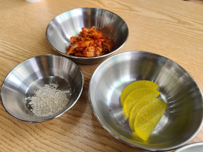 Opinii despre 언양닭칼국수 울산삼산점 în 남구 - 외식업