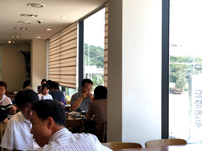 Comentarii opinii despre 묘향만두