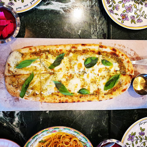 세상의 모든 아침 광교점 - 외식업