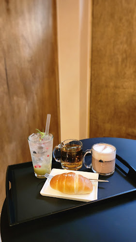 Opinii despre AAA 베이커리 카페 în 양주시 - 외식업