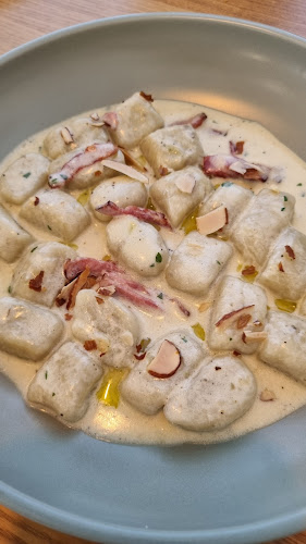 치아오렐레 이탈리안 레스토랑 - 외식업