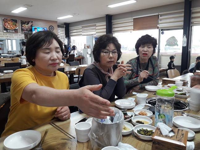 Comentarii opinii despre 나능이능이버섯백숙 남양주점