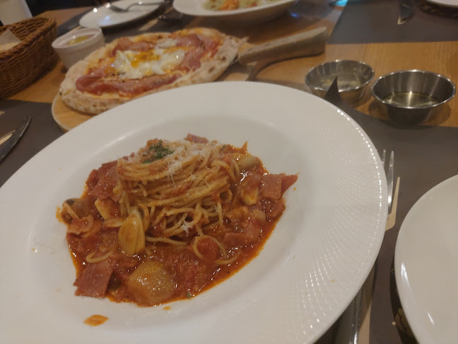 신차이 AK플라자 수원점 - 외식업