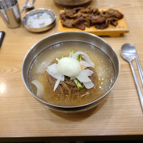육쌈냉면 수원역점 - 수원시