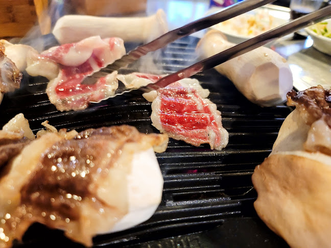 Opinii despre 도누팜 정육식당 포차 în 원주시 - 외식업