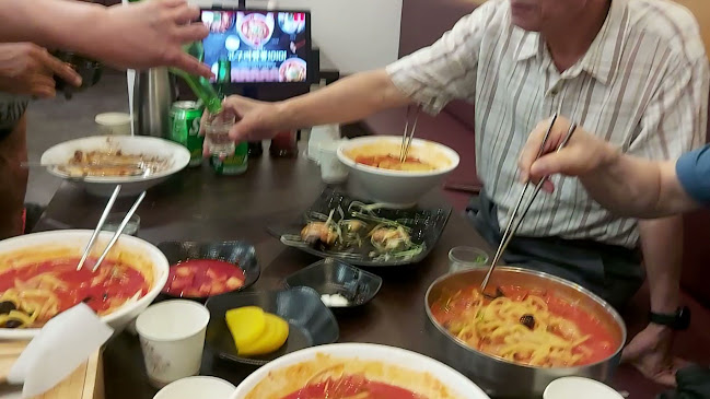 Opinii despre 문산순대국 în 고양시 - 외식업