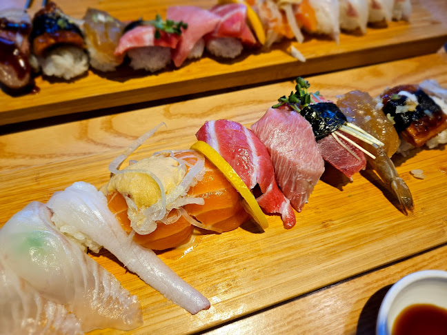 김태욱초밥참치