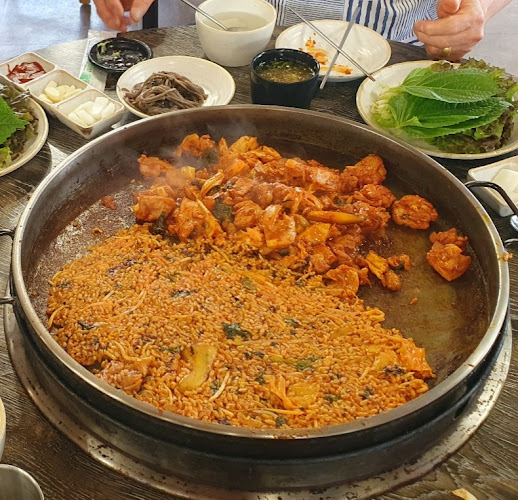 Opinii despre 맛있는닭갈비 în 춘천시 - 외식업