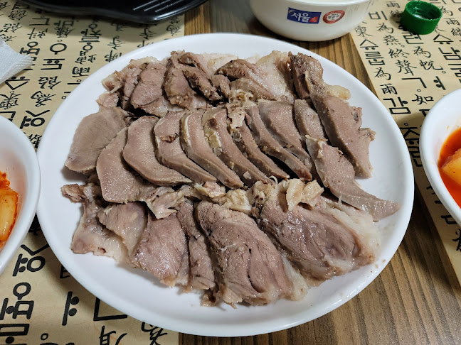 Opinii despre 부용식당 în 오산시 - 외식업