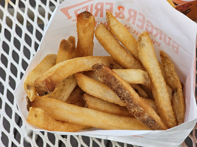 버거앤프라이즈 포항송도비치점 - 포항시