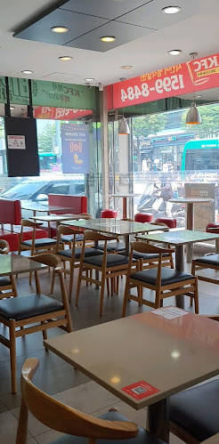 Opinii despre KFC 아주대점 în 수원시 - 외식업