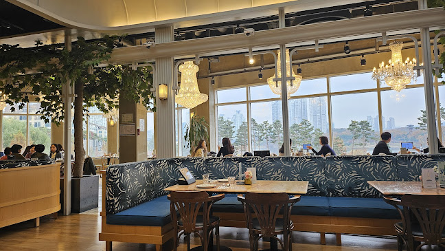 Comentarii opinii despre 세상의 모든 아침 광교점