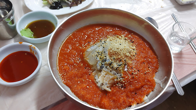 전북특별자치도 남원시 쌍교동 20-3 20-3 쌍교동 남원시 전라북도 KR 55774