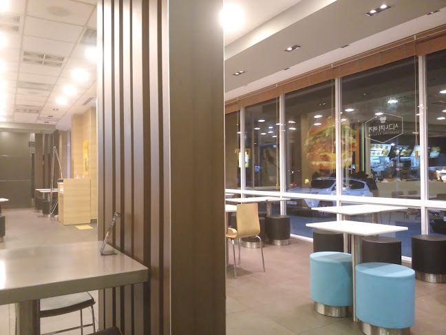 Opinii despre 맥도날드 목포석현DT점 în 목포시 - 외식업