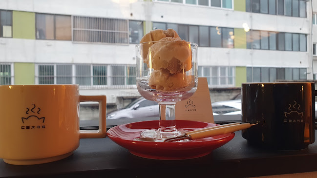 더렁즈커피 - 외식업