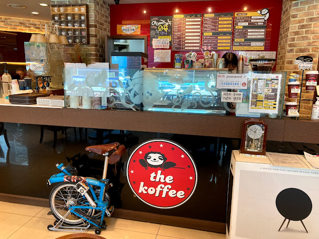 Opinii despre The Koffee în 수원시 - 외식업