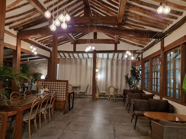 Cafe홍시궁 본점