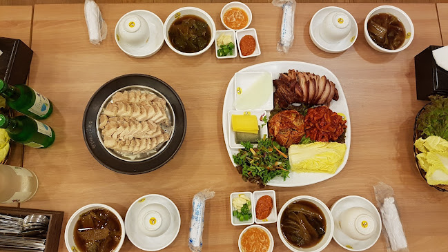 Opinii despre 원할머니보쌈 în 원주시 - 외식업