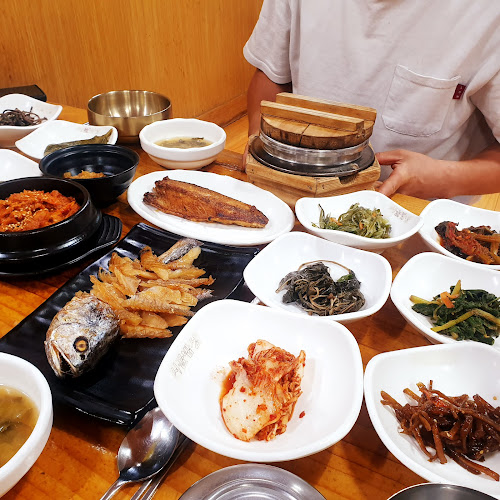 Comentarii opinii despre 시골밥상 (길손집)