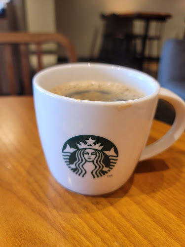 Opinii despre 스타벅스 춘천명동점 în 춘천시 - 외식업