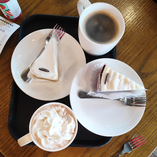 Opinii despre 스타벅스 양주고읍점 în 양주시 - 외식업