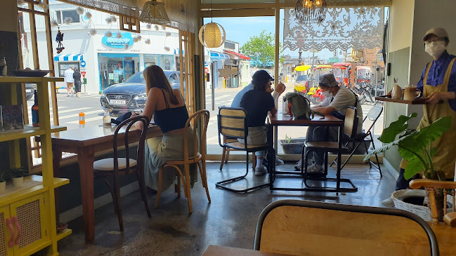 Opinii despre Vege Bakery Cafe în 경주시 - 외식업