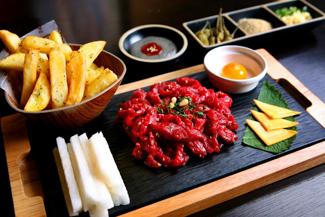 육회지존 안산중앙역점 - 외식업