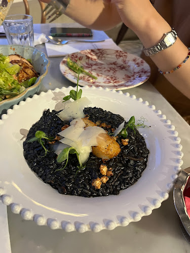 Opinii despre 세상의 모든 아침 광교점 în 수원시 - 외식업