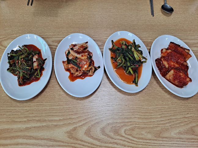 제주특별자치도 서귀포시 특별자치도, 서문로29번길 21 KR 현재식당