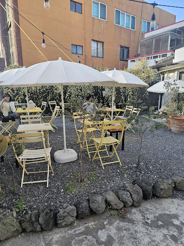 미주크크 - 외식업