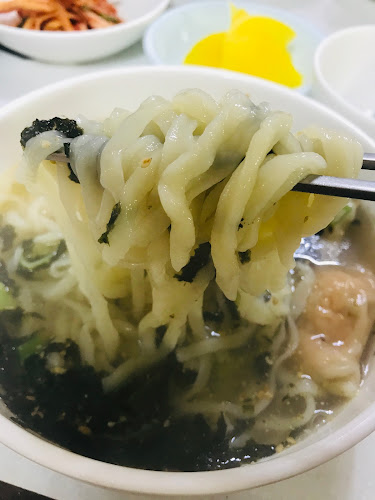 Comentarii opinii despre 옥전만두국