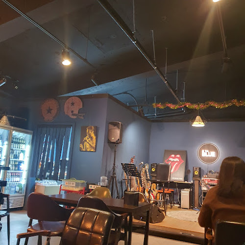 Opinii despre 앳더블루 în 수원시 - 외식업