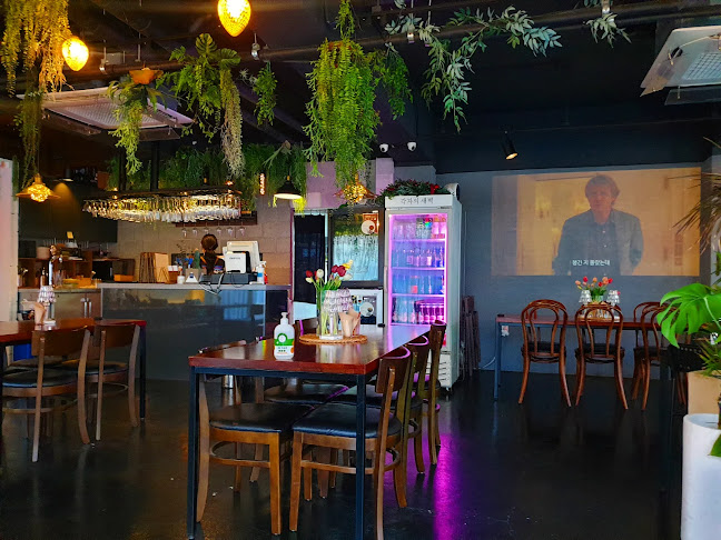 Opinii despre 각자의 새벽 în 진주시 - 외식업