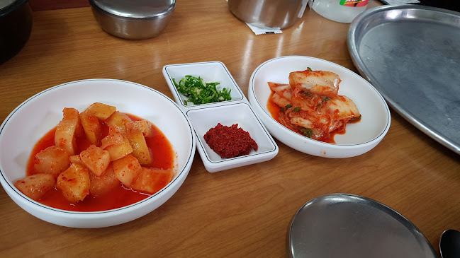 명동감자탕 - 외식업