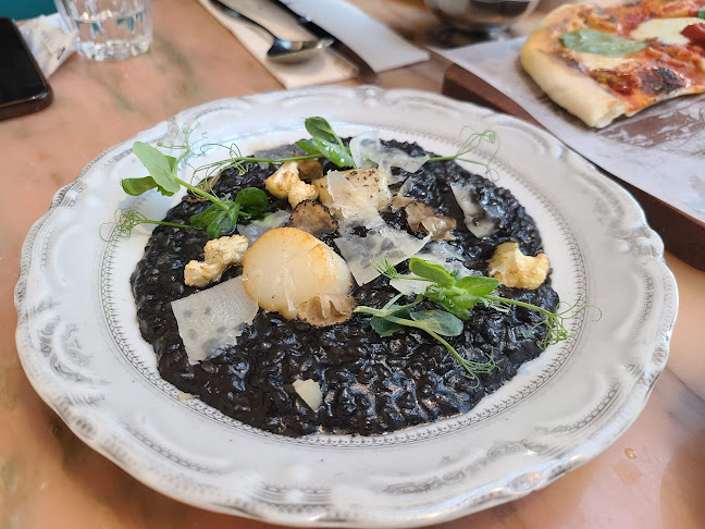 세상의 모든 아침 광교점 - 외식업