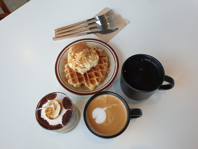 에브리모먼트커피