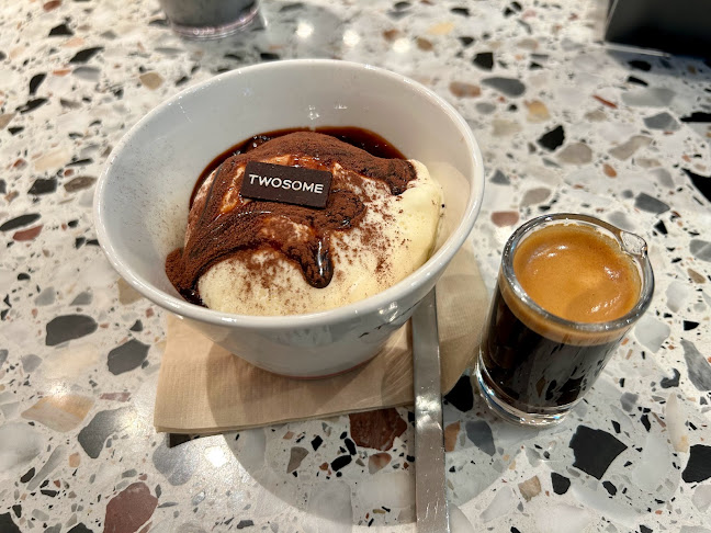 투썸플레이스 수원연무점