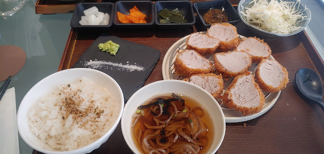 Comentarii opinii despre 카츠 헤세드