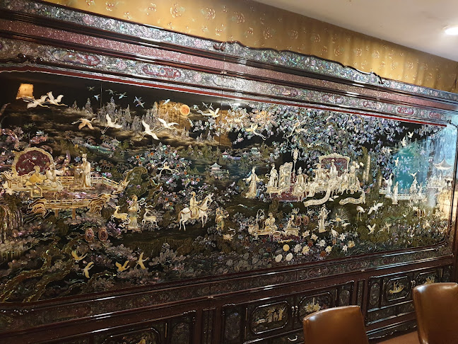 뉴트로 자개갤러리카페 - 외식업