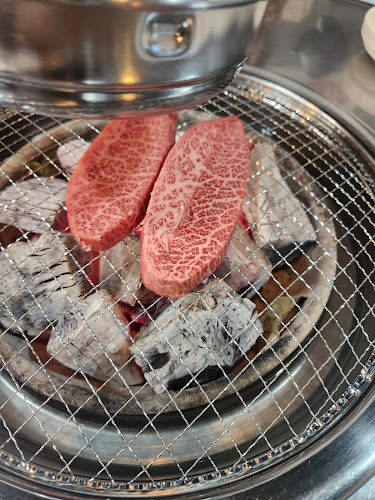 한우애(애)정육식당