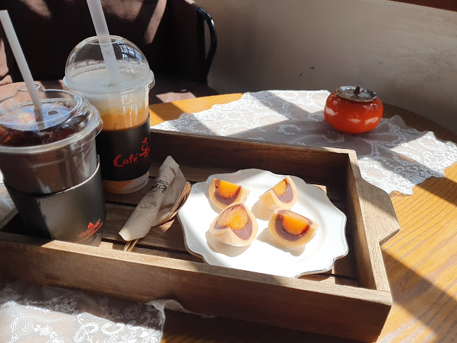 Cafe홍시궁 본점 - 전주시