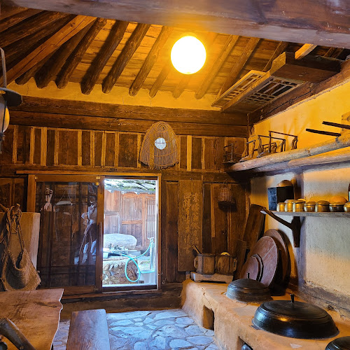 Comentarii opinii despre 너와집