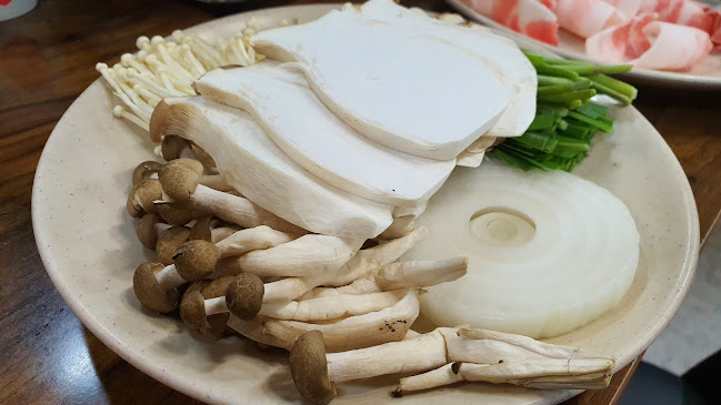 금강산돌구이 - 외식업