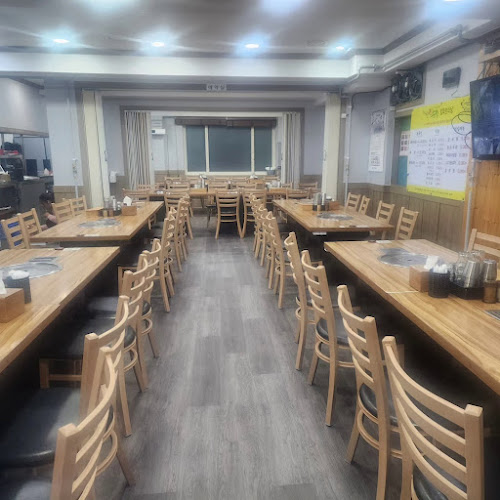 Comentarii opinii despre 신진농장정육점식당