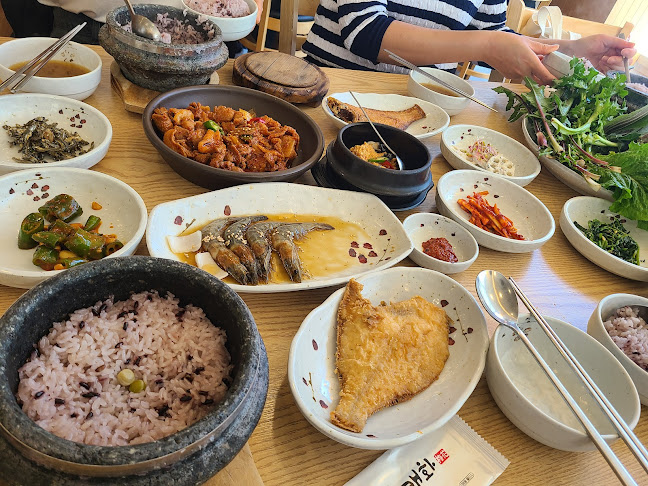 Opinii despre 매화쌈밥 광명점 în 광명시 - 외식업